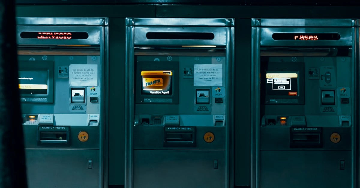 Интерфейс слота Gates of Olympus с минималистичным дизайном